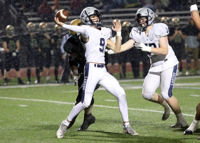 a Jesuit Lake Oswego football Oregon November 3 2023 Dan Brood 33